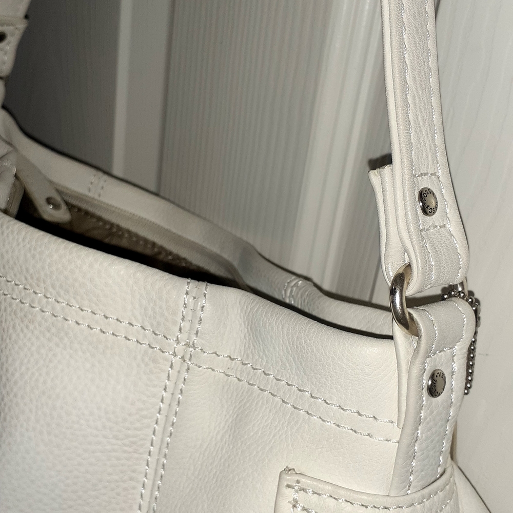 Fossil Cream Leather Shoulder Bag - Picture 6 of 11